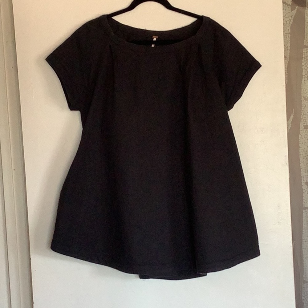 Free People blouse with pockets